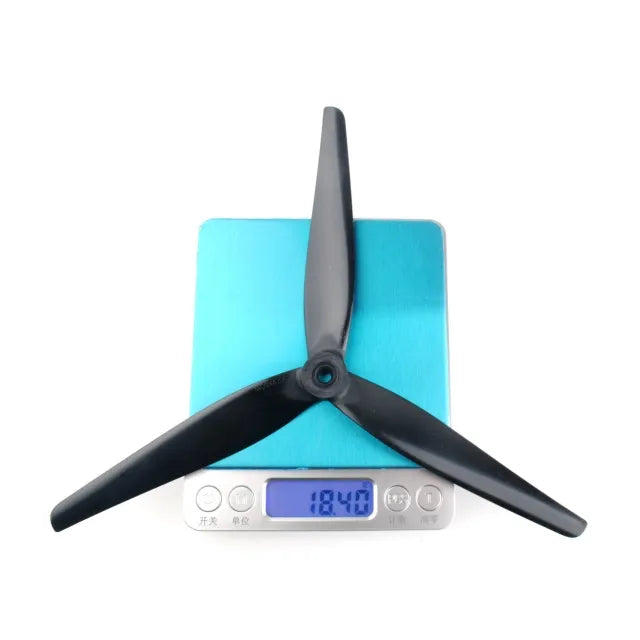 HQProp HQ MacroQuad Prop 9X4.5X3R(CW/CCW) Black-Glass Fiber Reinforced Nylon 9 inch Propeller for FPV Drone 3 HQProp HQ MacroQuad Prop 9X4.5X3R(CW/CCW) Black-Glass Fiber Reinforced Nylon 9 inch Propeller for FPV Drone - صورة HQProp HQ MacroQuad Prop 9X4.5X3R(CW/CCW) Black-Glass Fiber Reinforced Nylon 9 inch Propeller for FPV Drone - صورة 3