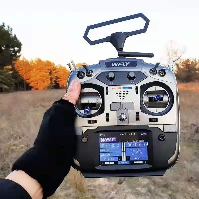 WFLY ET16S 16 Channel RC Radio Tranmitter Hall Gimbals FPV Radio Transmitter RF209S RX TBS CRSF RC Drone Radio Long Range 4 WFLY ET16S 16 Channel RC Radio Tranmitter Hall Gimbals FPV Radio Transmitter RF209S RX TBS CRSF RC Drone Radio Long Range — изображение 4