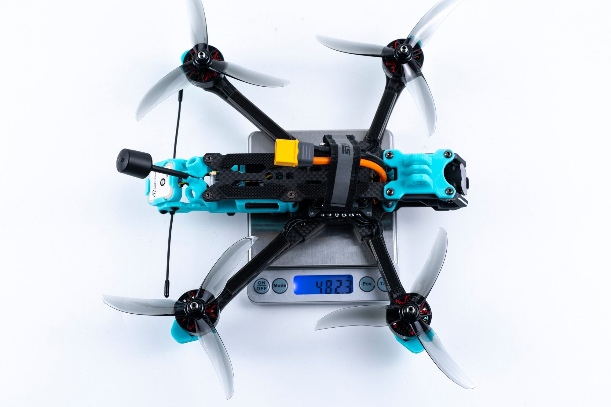 Axisflying MANTA5" - 5inch FPV Freestyle DeadCat-DC DJI O3 Air Unit with GPS - 6S 5 Axisflying MANTA5" - 5inch FPV Freestyle DeadCat-DC DJI O3 Air Unit with GPS - 6S — изображение 5