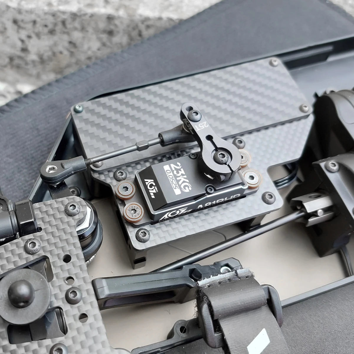 AGFRC A81BHP - 23KG Super Speed Steel Gears HV Brushless Programmable Standard Steering Servo For 1/8 RC Truck Car Boat Aircraft 4 AGFRC A81BHP - 23KG Super Speed Steel Gears HV Brushless Programmable Standard Steering Servo For 1/8 RC Truck Car Boat Aircraft — изображение 4