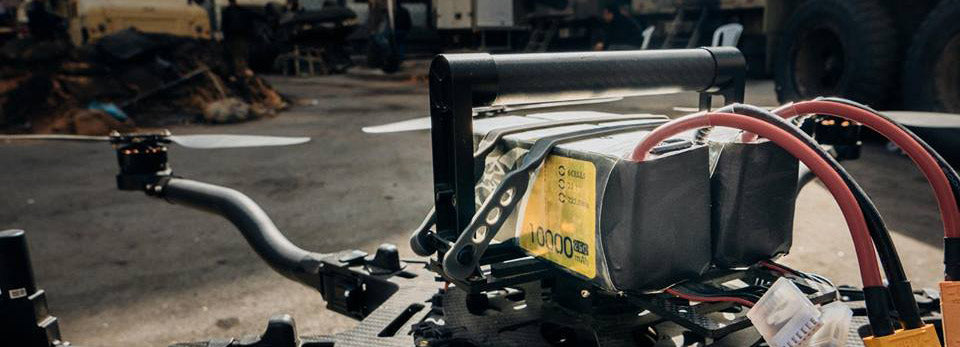 Tattu 4S 10000mAh 14.8V 25C Lipo Battery Pack Without Plug 4 Tattu 4S 10000mAh 14.8V 25C Lipo Battery, High-performance lithium-ion battery pack for unmanned aircraft vehicles, suitable for military, security, survey, and aerial filming applications.