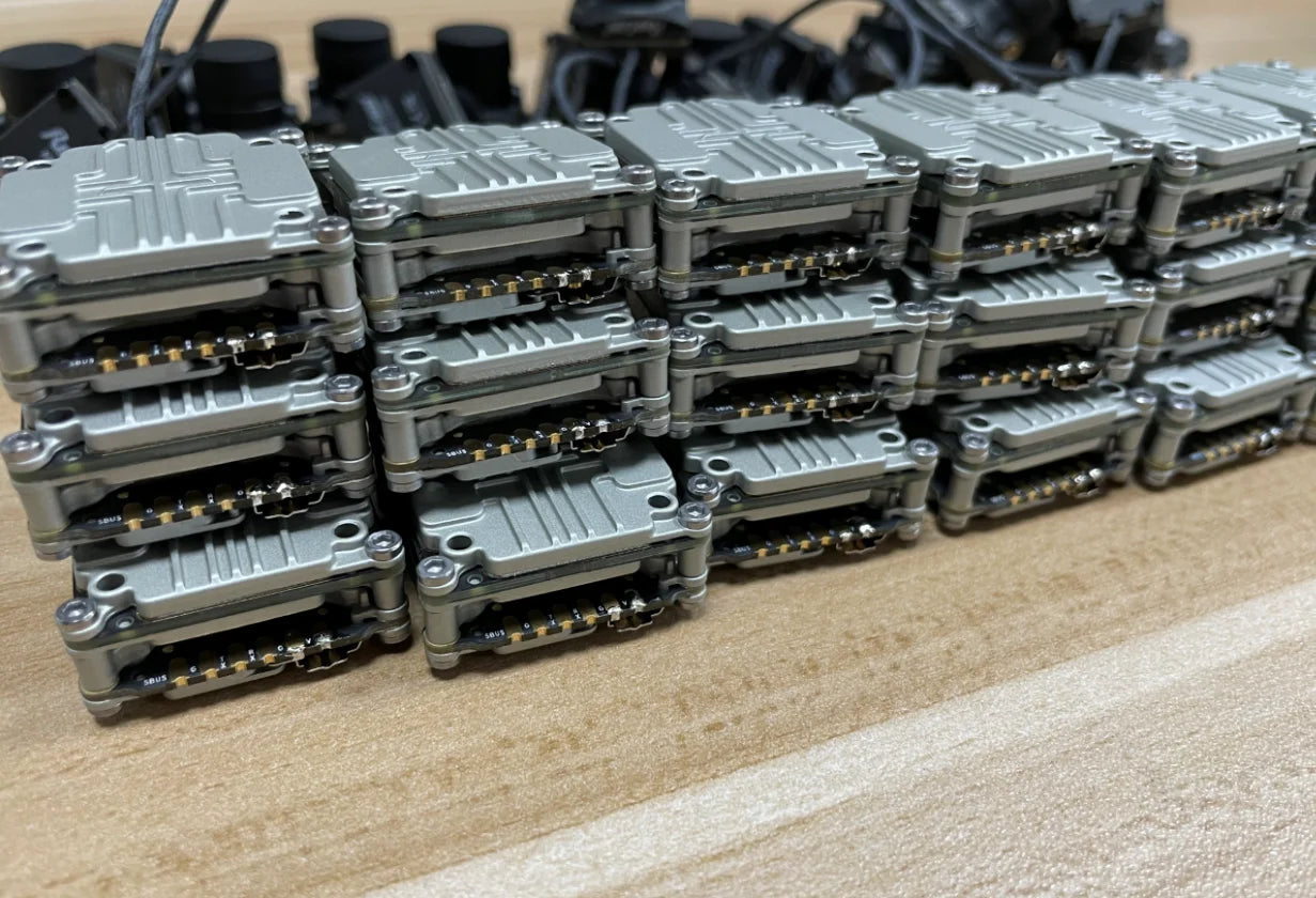 RunCam Link Phoenix HD Kit, some customers complain that there are soldering traces on the right side of the pad 