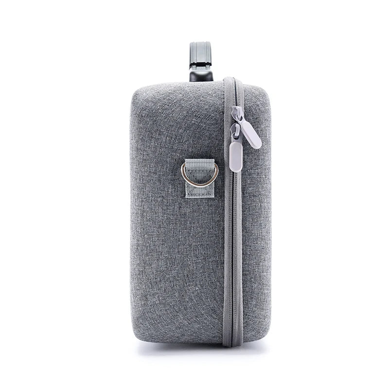 the shoulder strap can be adjusted according to personal height,