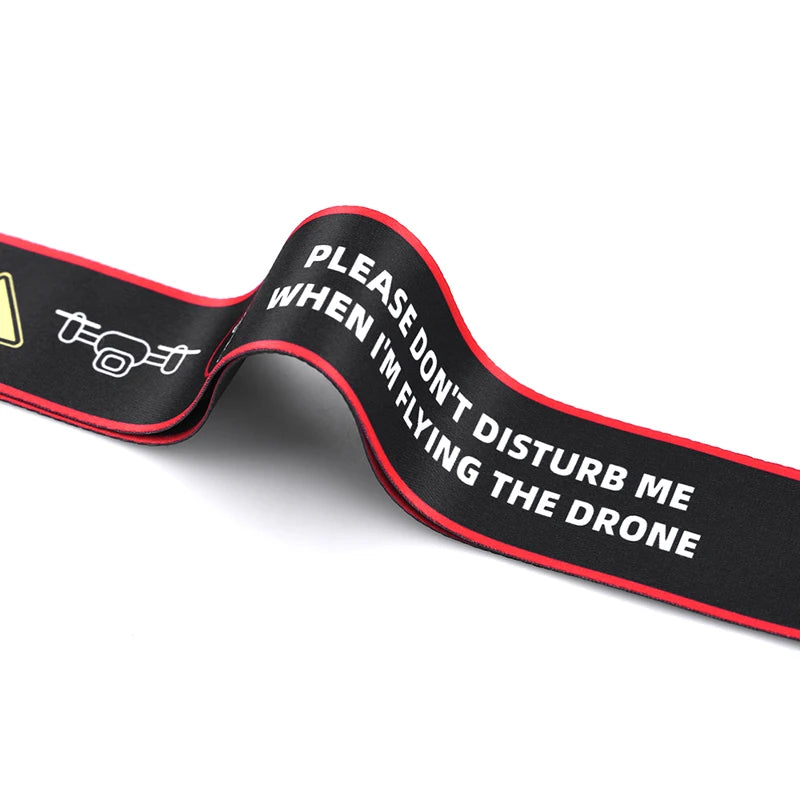 Compatible with tablet computers from 13.3 to 20cm wide, which is firm and not easy