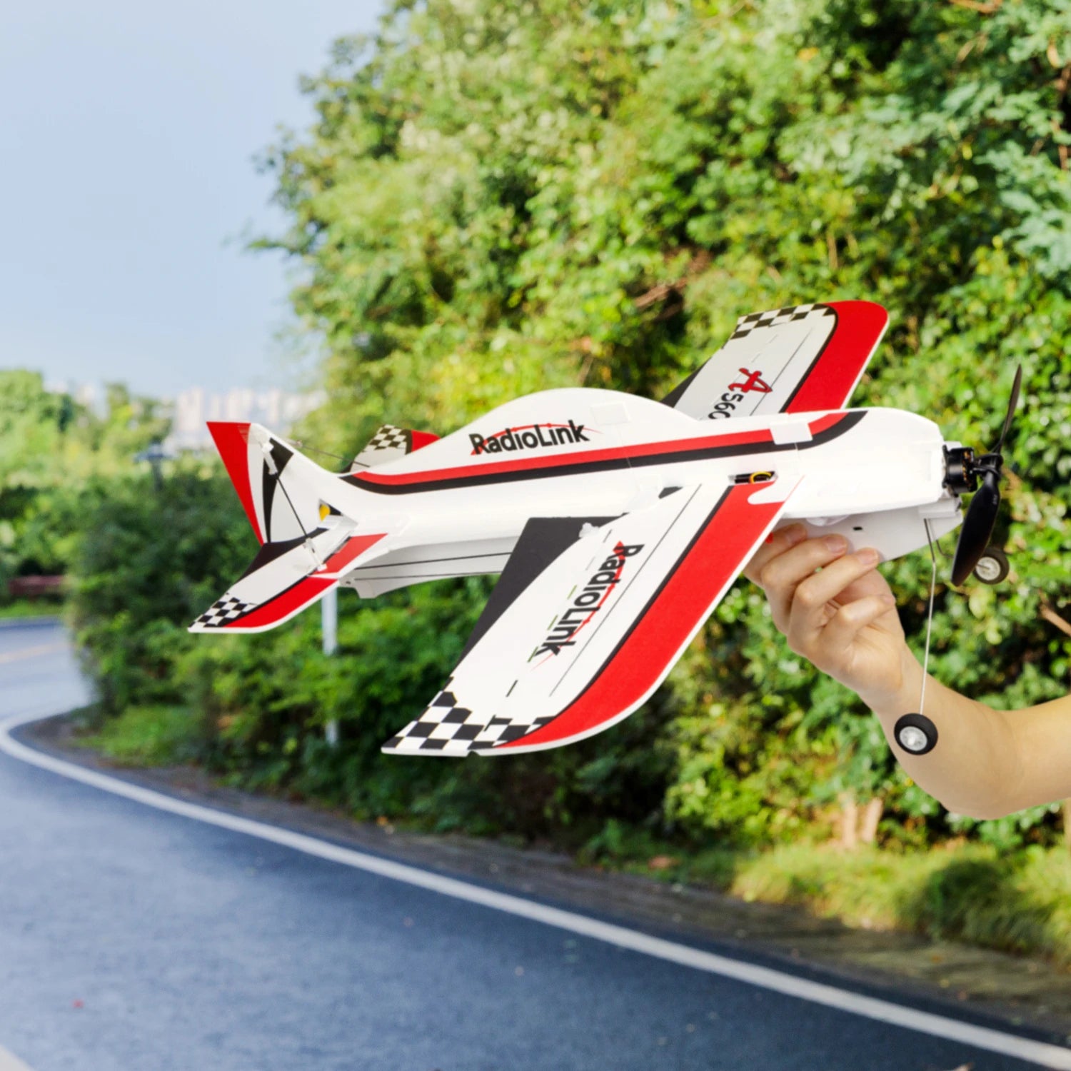 Radiolink A560 4CH RC Airplane, fuselage assembly takes only few minutes .