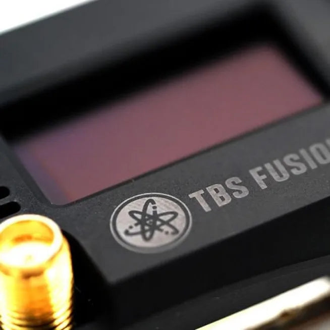 وحدة استقبال TBS Fusion FPV Goggle - لوحدة استقبال الفيديو التناظرية المحسنة من Fatshark Dominator V1، V2، V3، HD1، HD2، HD3، HDO 10 TBS Fusion FPV Goggle Receiver Module, the best at merging two analog video streams was simply not good enough!