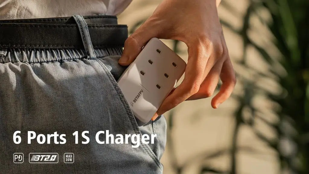 BETAFPV Cetus Pro /Cetus FPV Kit, VR02 FPV Goggles- the first-person-view goggles with