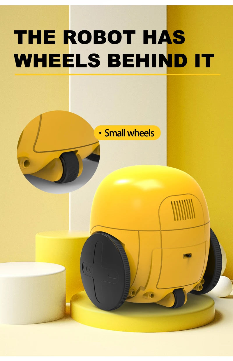 Circular Chubby Cartoon Q Version, ROBOt HAS WHEELS BEHIND IT Small wheels