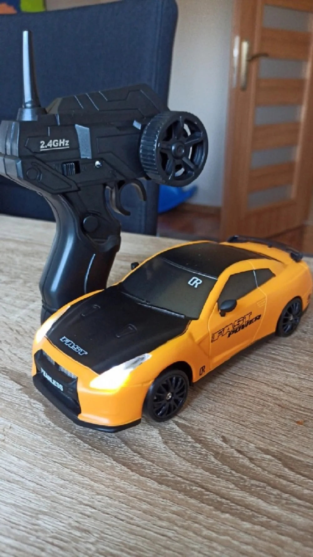 20Km/h RC Car Toys, LKCOMO Barcode : No Product name: 1/24 four-wheel drive drift