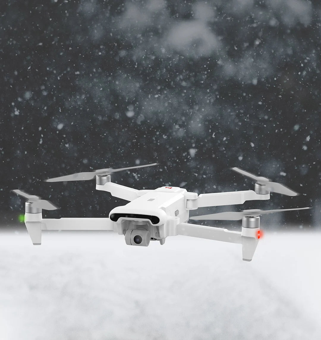 FIMI X8SE 2022 V2 Camera Drone, aperture of FIMI X8SE 2022 allows for more light to come through 