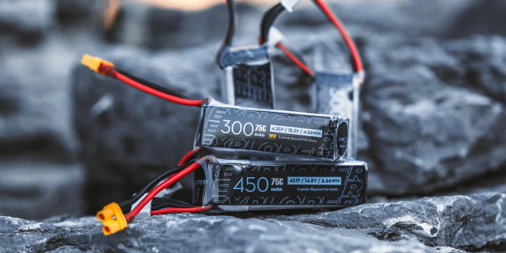 FLYWOO Firefly 1.6 بوصة Baby Quad HD V1.3 Walksnail Avatar Micro Drone 1203 5500KV 13 Baby Quad is equipped with GOKU GN405 Nano FC.