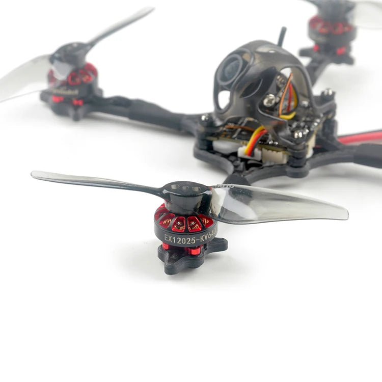 HappyModel Crux3, Caddx Ant 1200TVL camera with Global WDR and OSD integration delivers exceptional