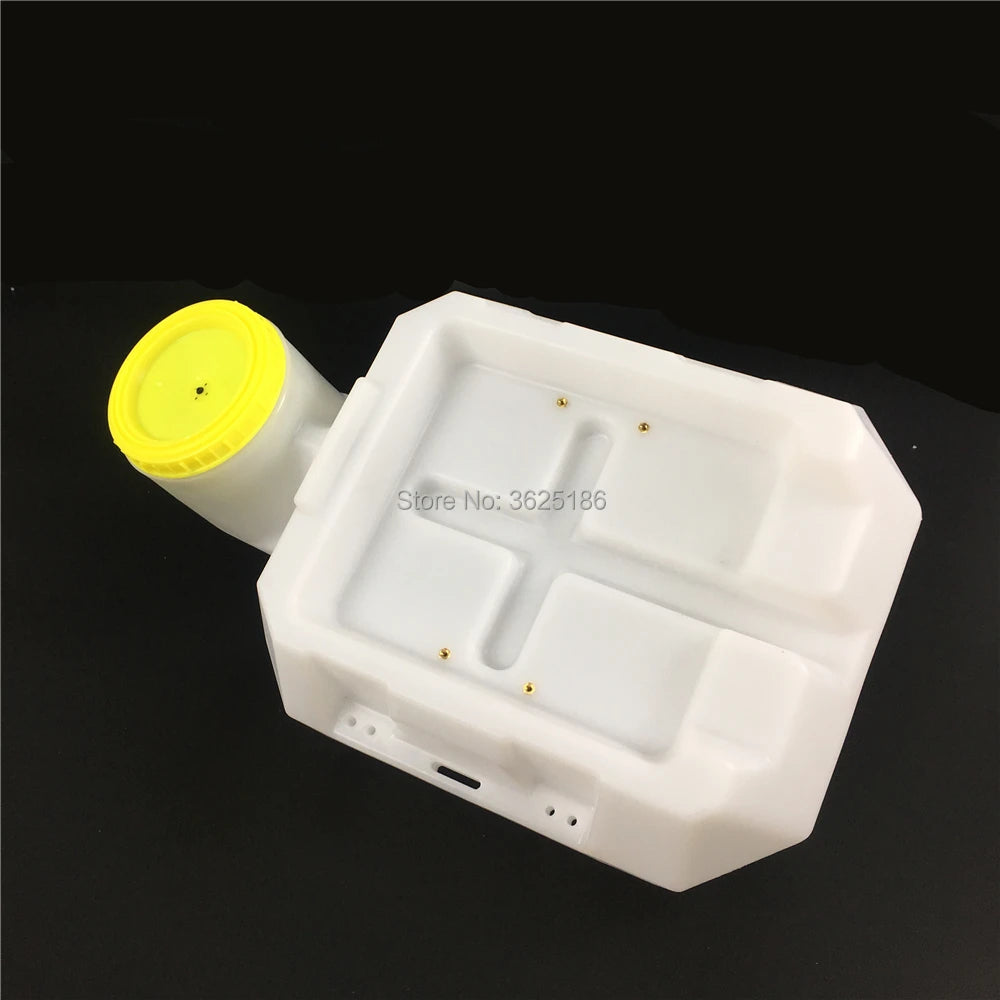 3,A variety of expansion mounting holes at the bottom can be installed with radar modules