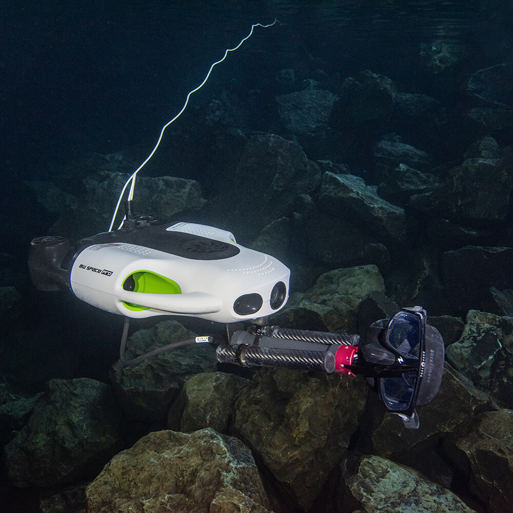 Youcan BW Space Pro Max Underwater Drone — Robotic Arm Intervention Edition 5 Youcan BW Space Pro Max Underwater Drone official product image 5